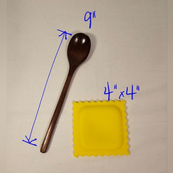 Ravioli Spoon Rest AND Wooden Spoon! NIP - Picture 3 of 3